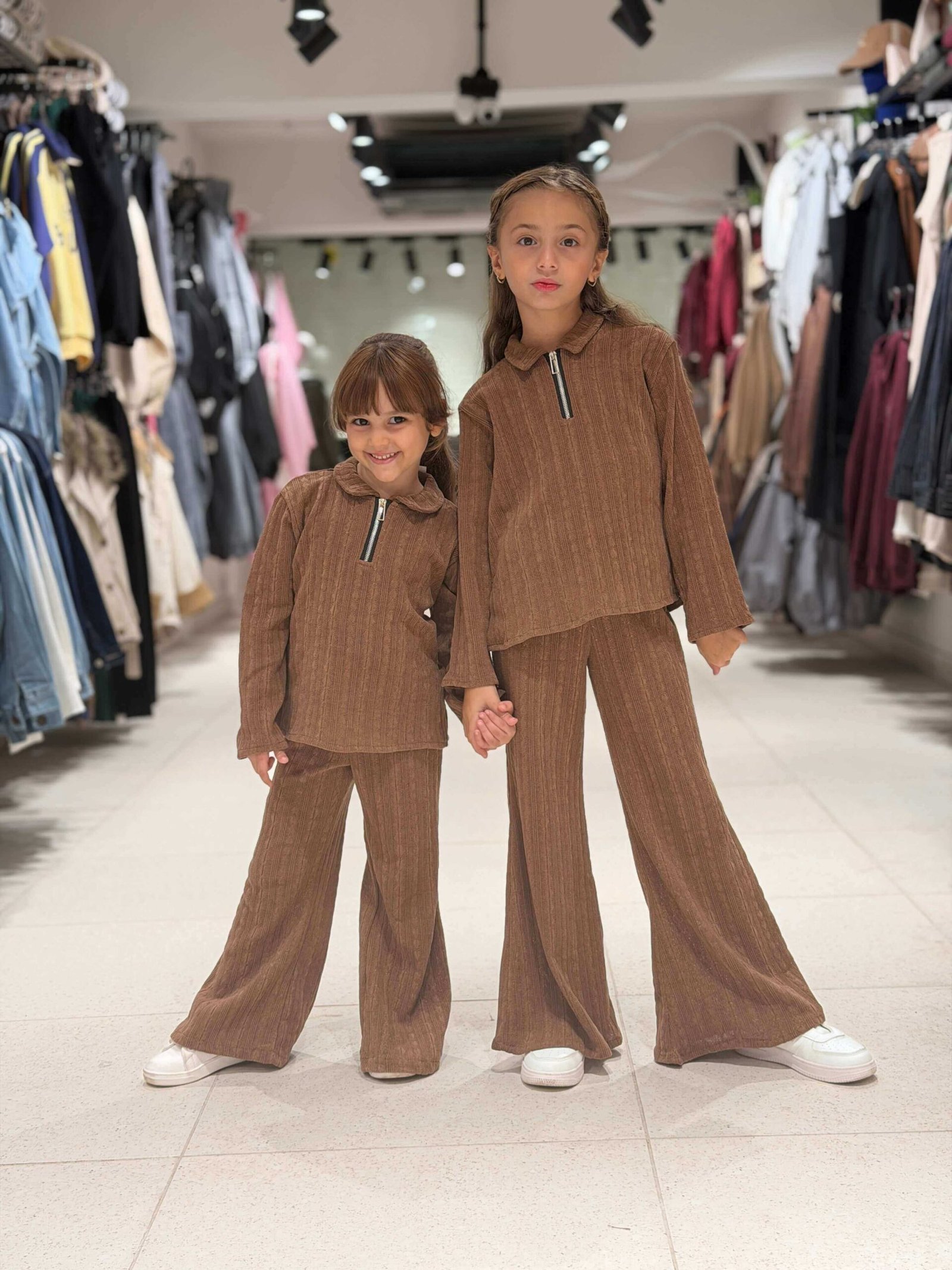 Girls Knitted suit - Image 6