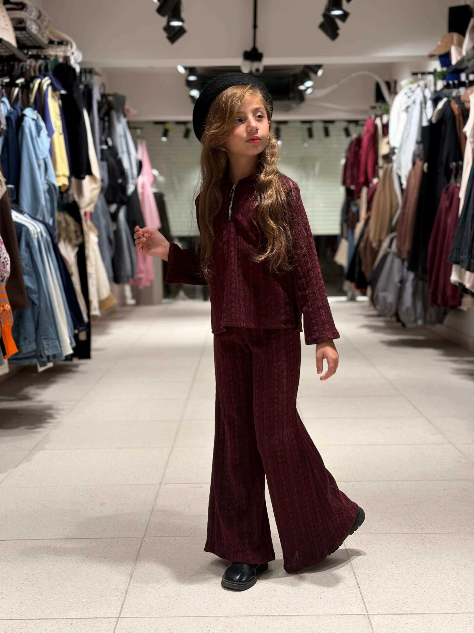 Girls Knitted suit - Image 2