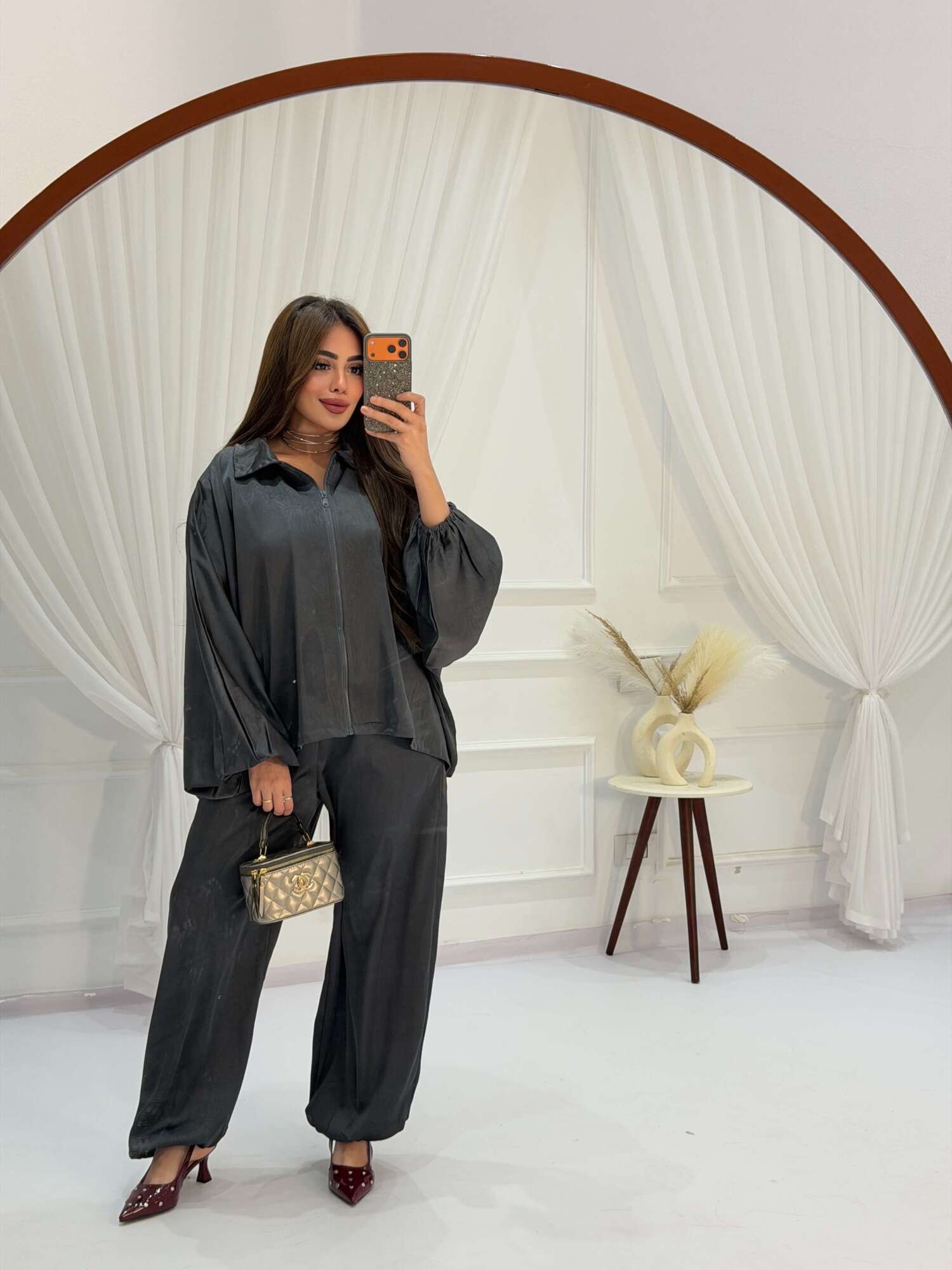 Elegant Satin Two-Piece Suit - Image 2